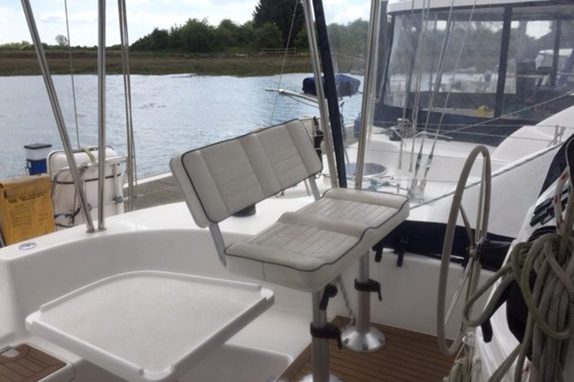 Broadblue 385 Catamaran