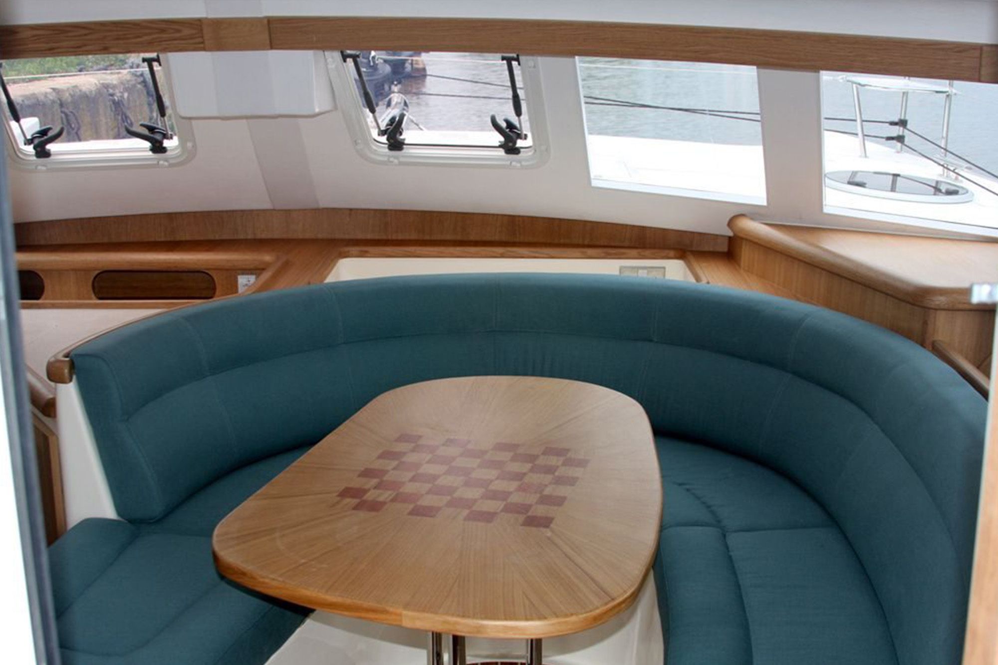 Broadblue 385 Catamaran