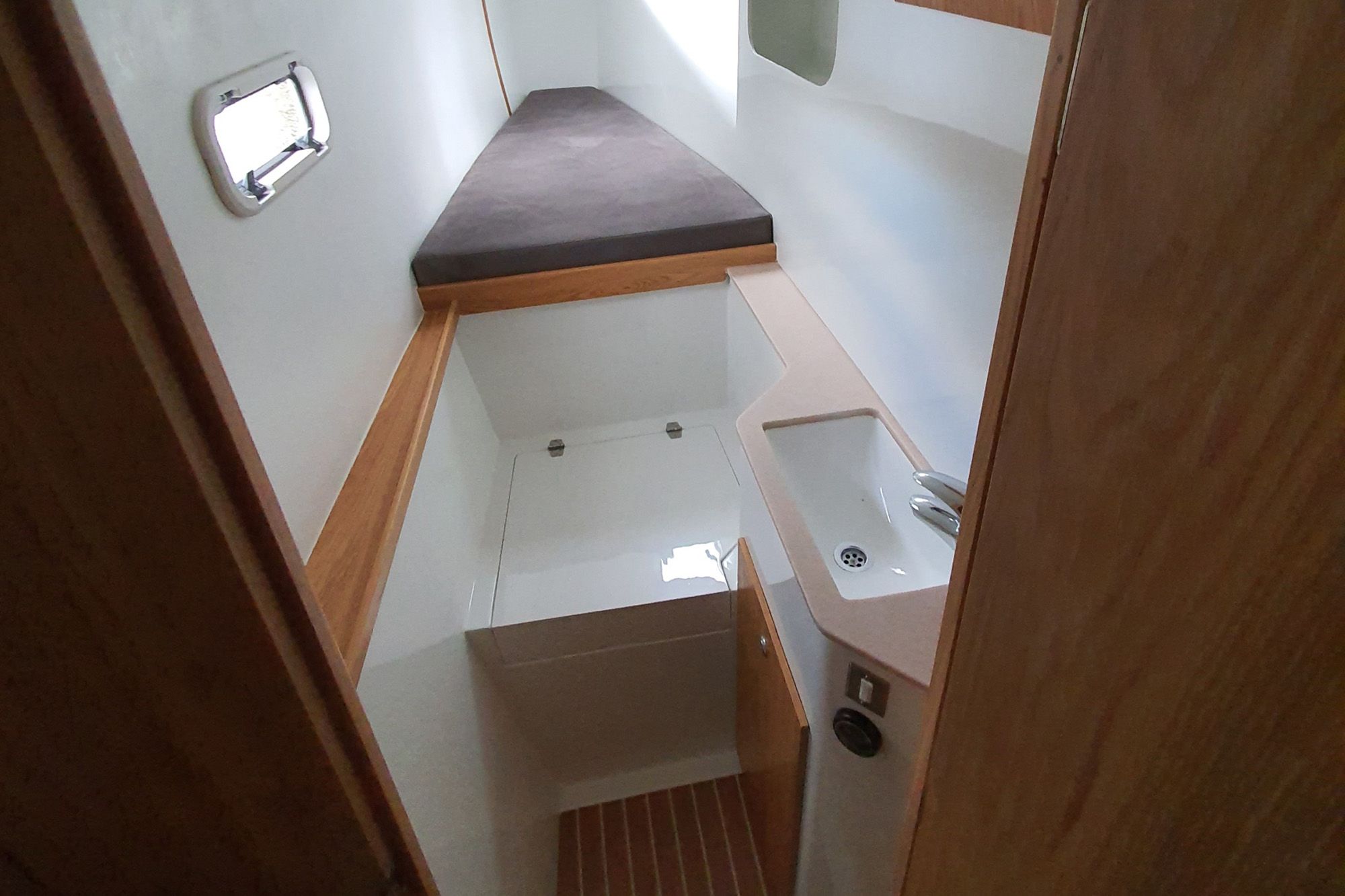 Broadblue 346 Catamaran