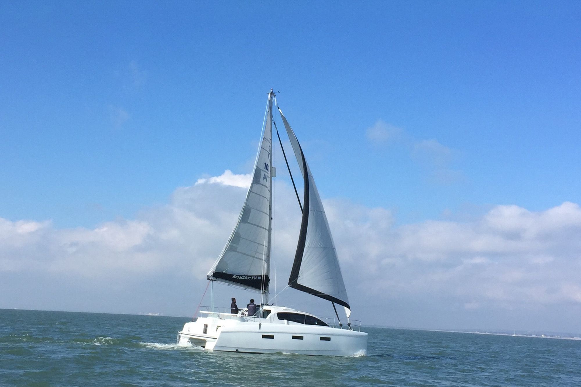 Broadblue 346 Catamaran