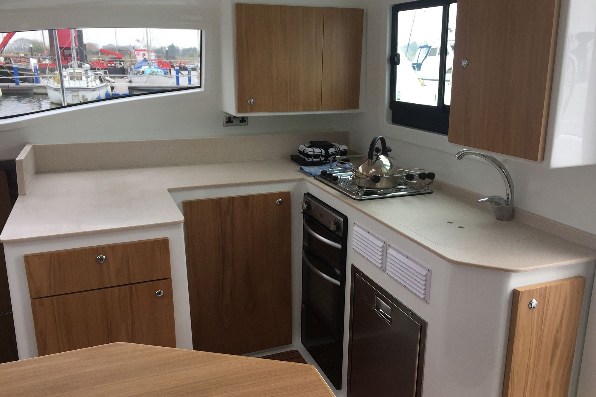 Broadblue 346 Catamaran